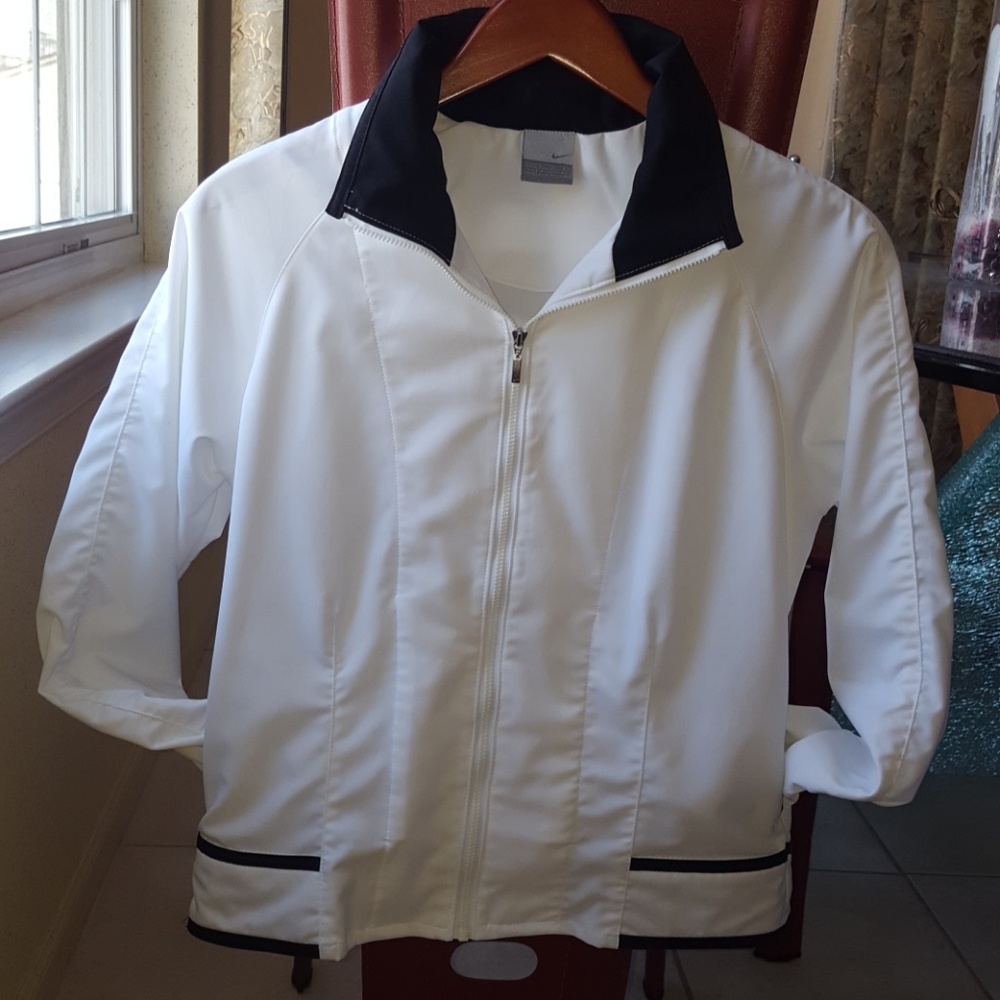 Nike Jacket Lightweight